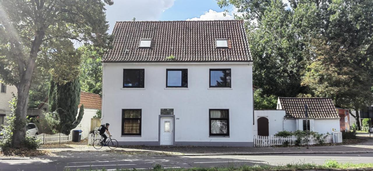 Apartmenthaus Am Rennplatz BRE Exterior photo